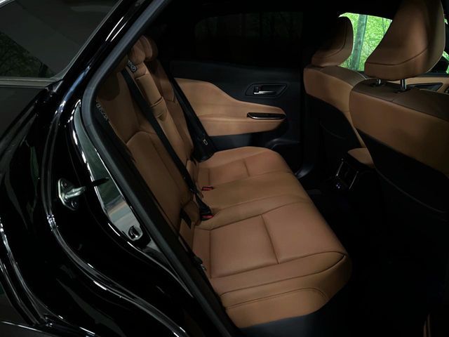 CROWN SPORT