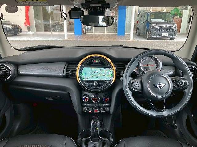 MINI COOPER D 5DOOR
