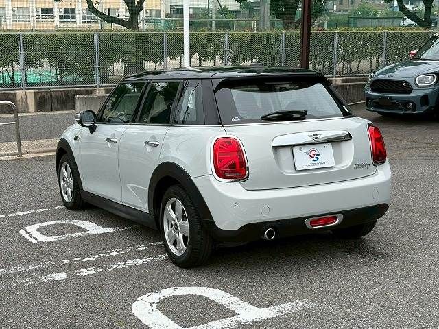 MINI COOPER D 5DOOR
