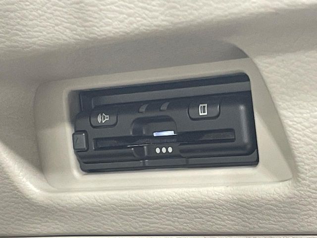 eK SPACE 4WD