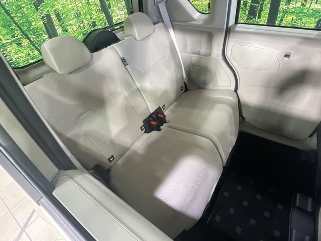 eK SPACE 4WD