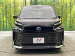 VOXY HYBRID