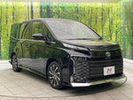 VOXY HYBRID