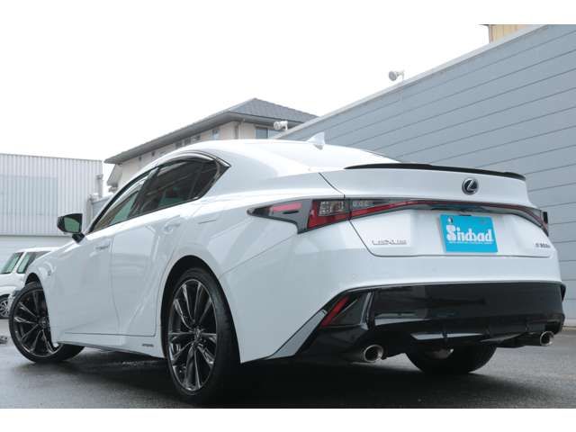 LEXUS IS300h