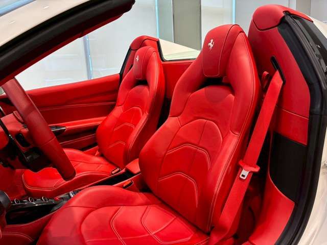 FERRARI 488SPIDER
