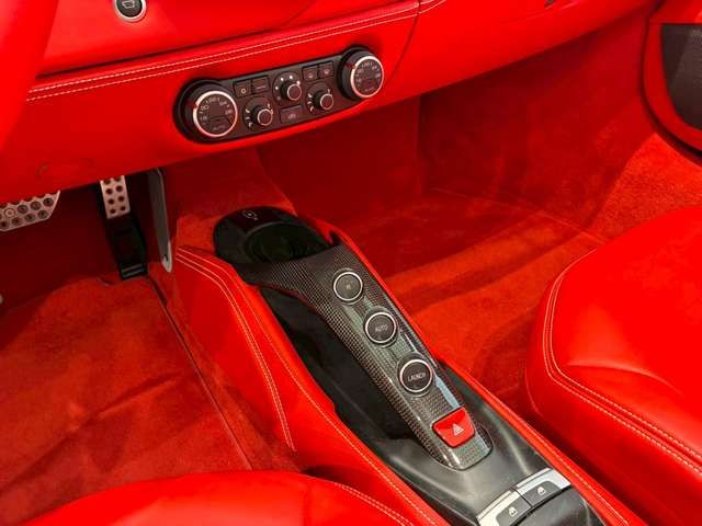 FERRARI 488SPIDER