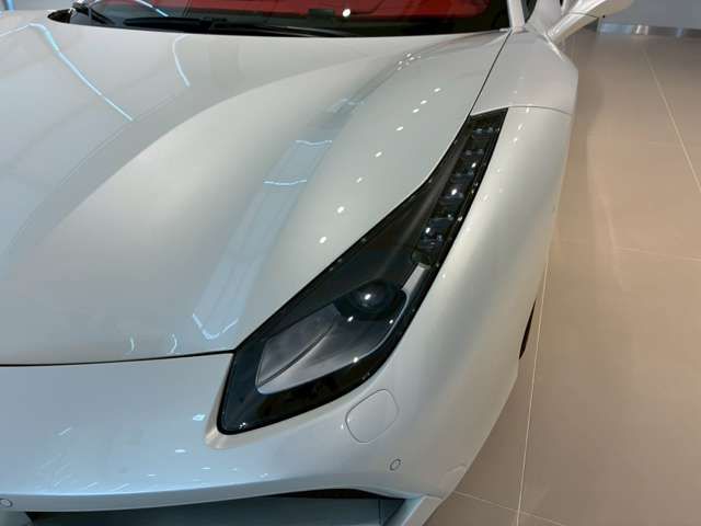 FERRARI 488SPIDER