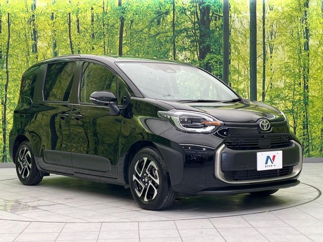 SIENTA HYBRID