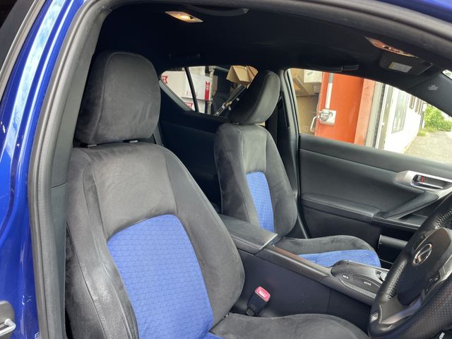 LEXUS CT200h