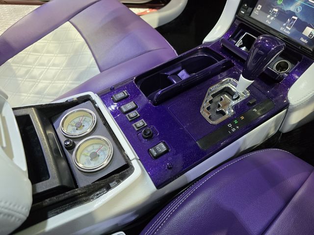 CROWN sedan