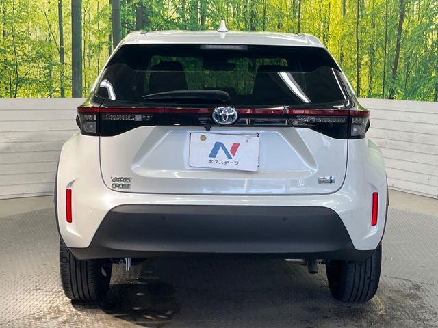 YARIS CROSS HYBRID