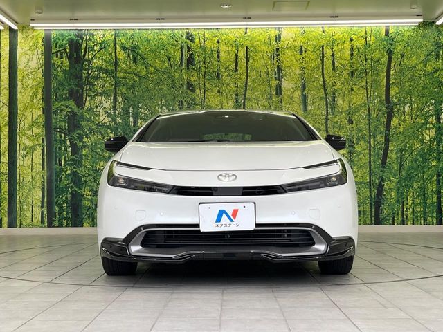 PRIUS 4WD