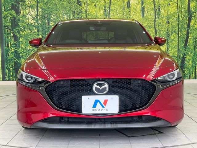 MAZDA3 FASTBACK