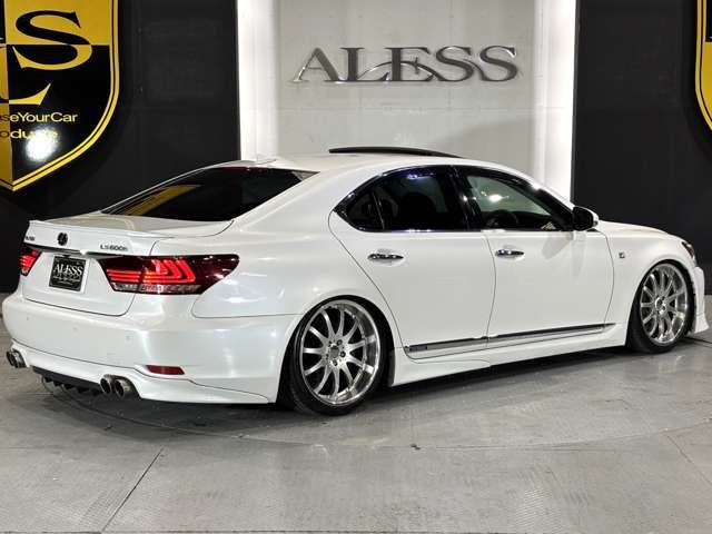 LEXUS LS460