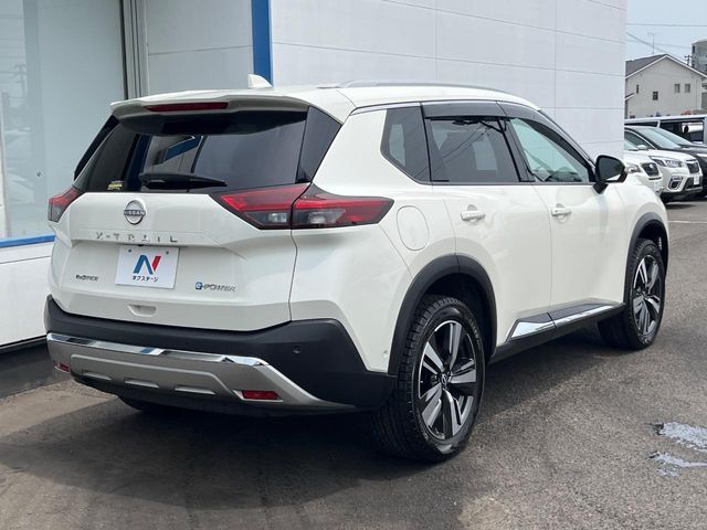 X-TRAIL HYBRID 4WD