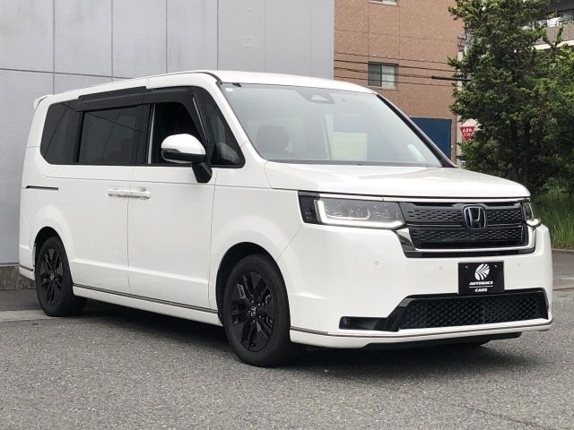 STEPWAGON e:HEV SPADA
