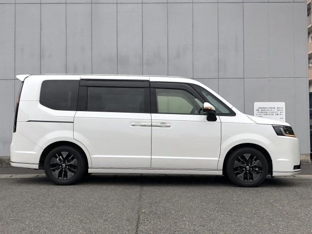 STEPWAGON e:HEV SPADA