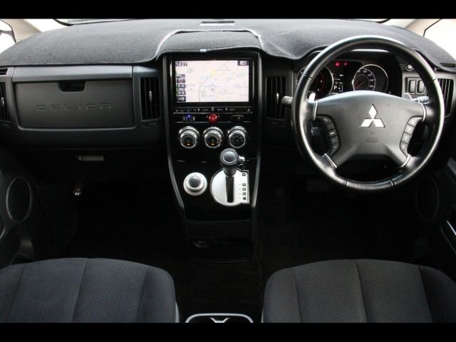 DELICA D:5 4WD