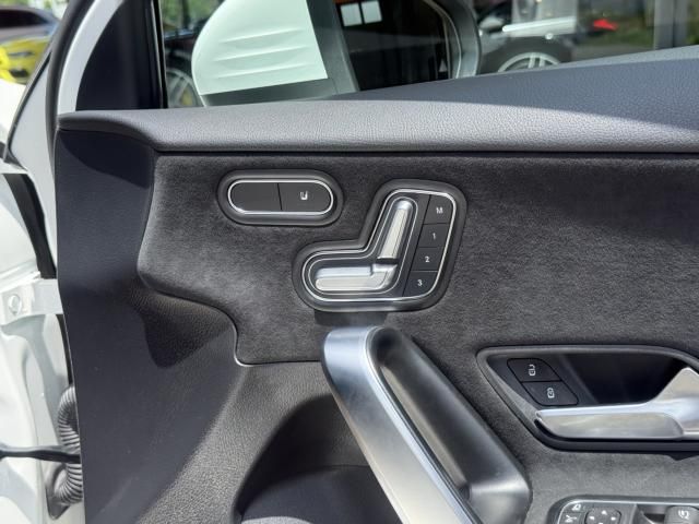 MERCEDES BENZ A class