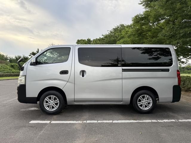 NV350 CARAVAN 4WD