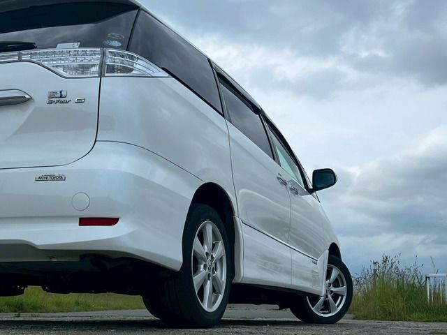 ESTIMA HYBRID 4WD