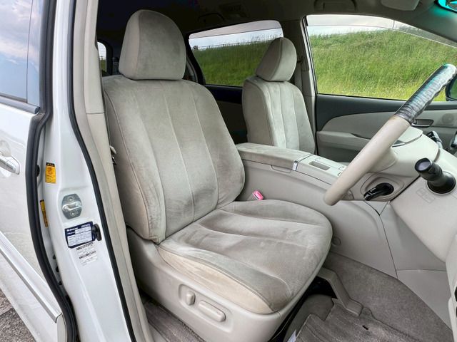 ESTIMA HYBRID 4WD