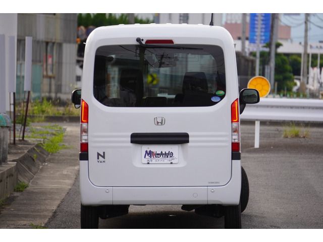 N-VAN