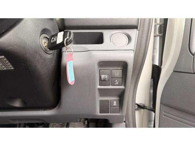 N-VAN