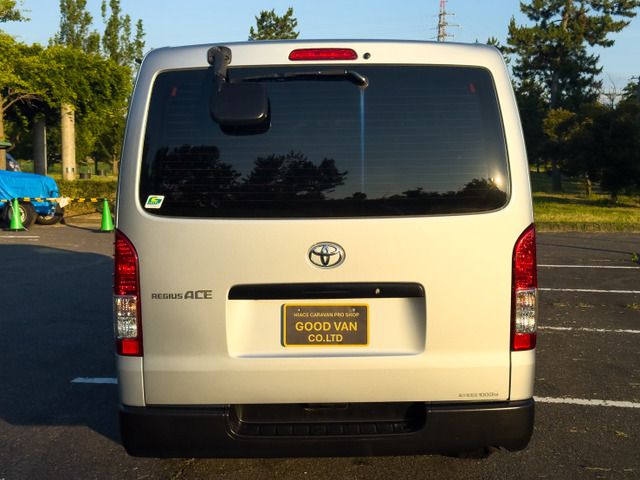 HIACE van 4WD