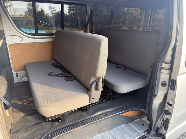 HIACE van 4WD