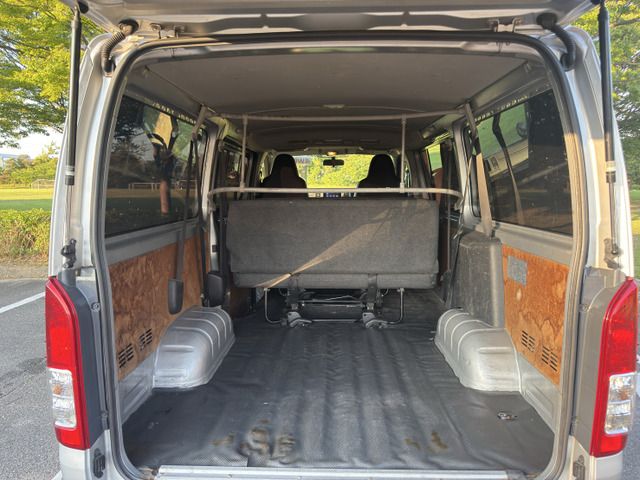 HIACE van 4WD
