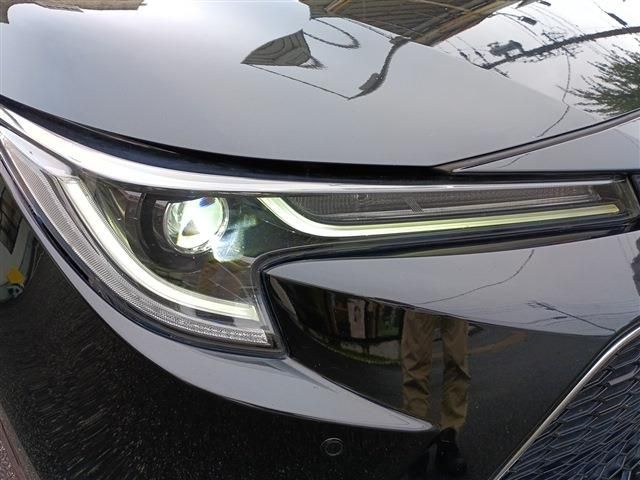 COROLLA TOURING HYBRID