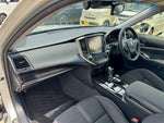 CROWN sedan hybrid