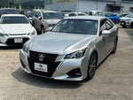 CROWN sedan hybrid