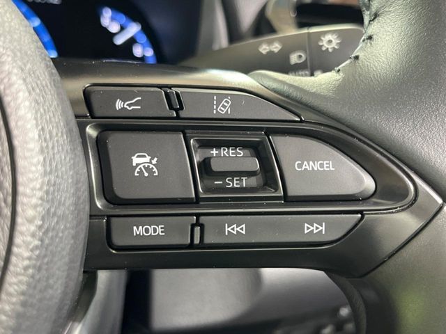 YARIS CROSS HYBRID
