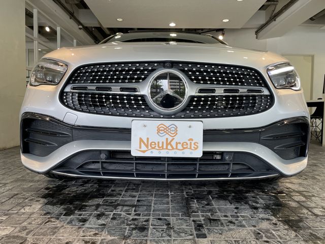 MERCEDES BENZ GLA class