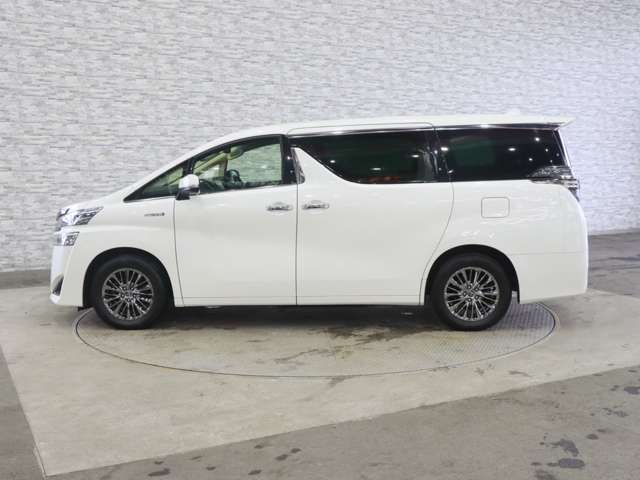VELLFIRE  HYBRID 4WD