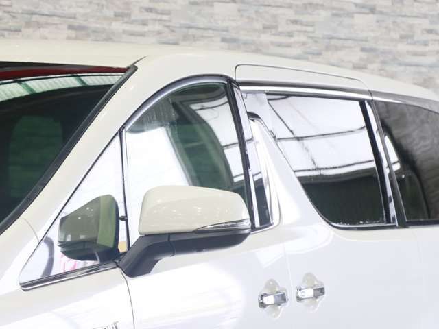VELLFIRE  HYBRID 4WD