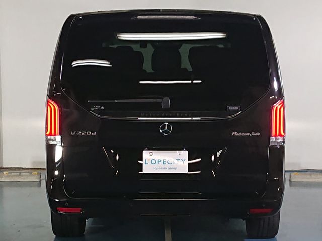MERCEDES BENZ V class