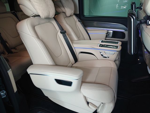 MERCEDES BENZ V class