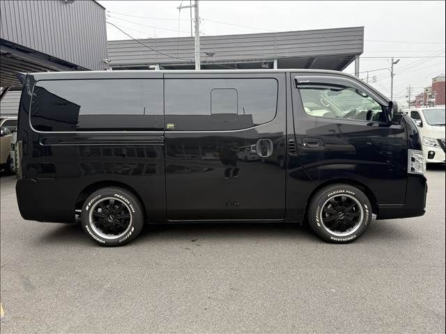 CARAVAN van 2WD