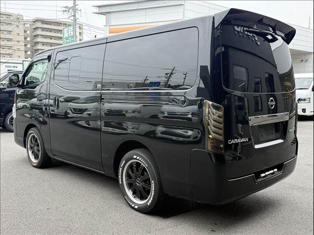 CARAVAN van 2WD