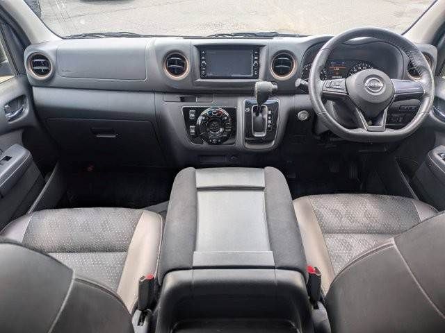 CARAVAN van 2WD