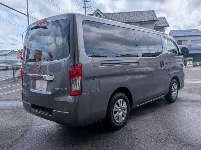 CARAVAN van 2WD