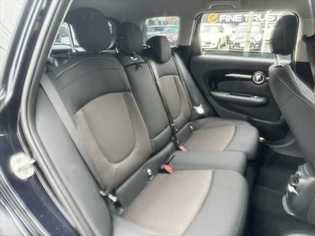 MINI COOPER CLUBMAN