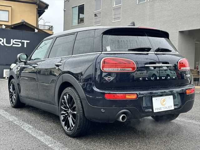 MINI COOPER CLUBMAN