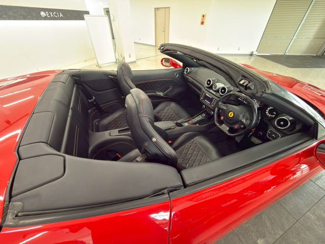 FERRARI California T
