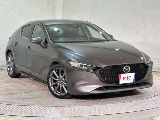 MAZDA3 FASTBACK