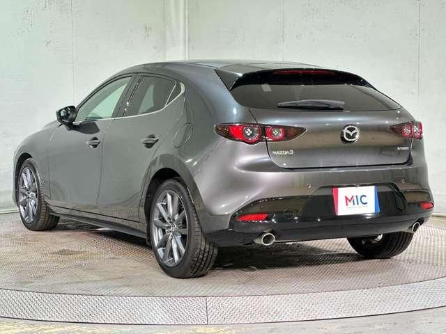 MAZDA3 FASTBACK