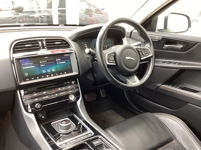 JAGUAR XEseries